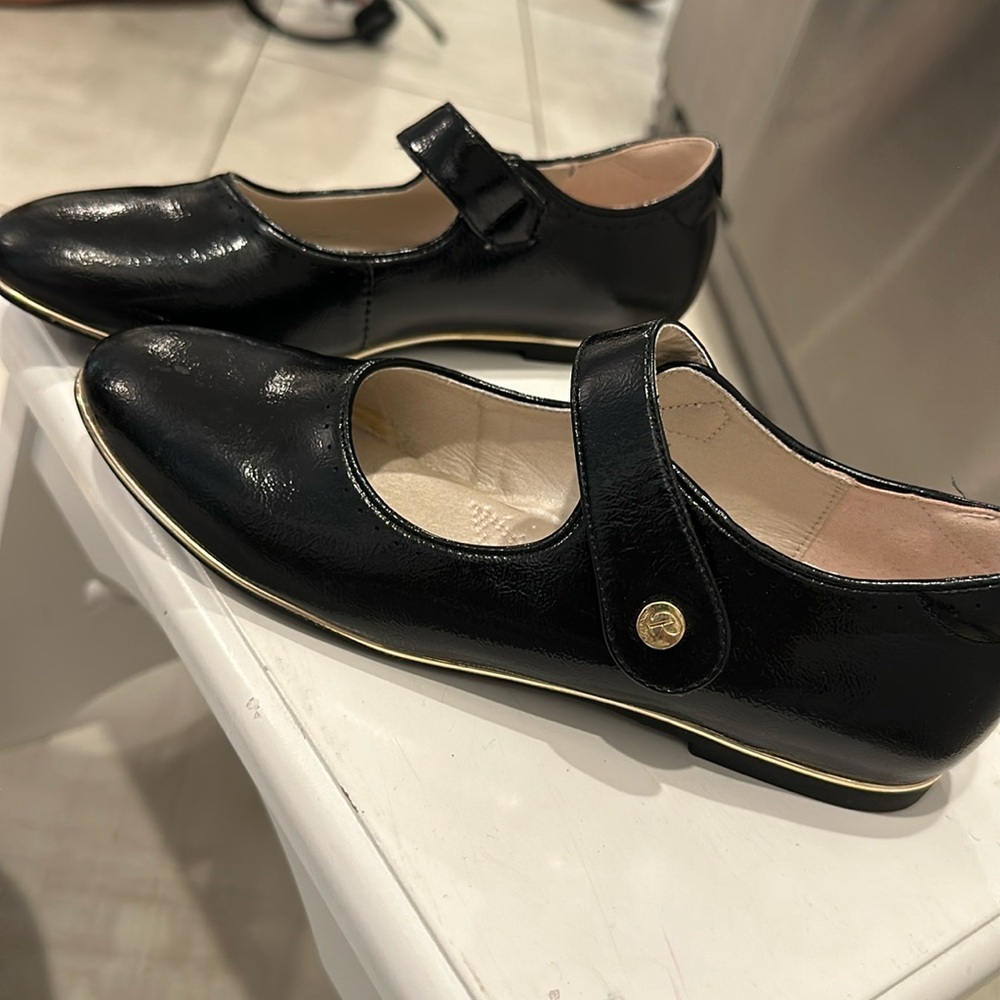 Ponpano black dress shoes new size 34